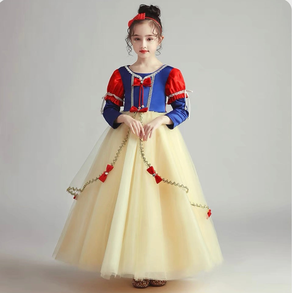 Children's Halloween costume ;Girls long-sleeved Snow White Dress