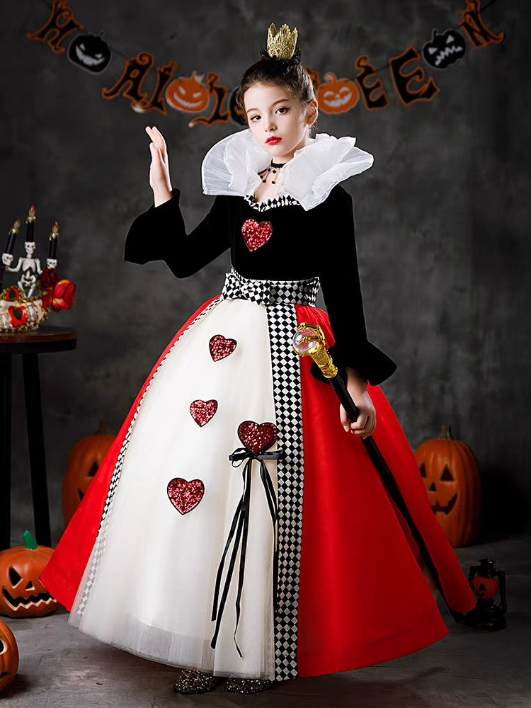 Halloween children's costume; Girl Costume as Queen of Hearts