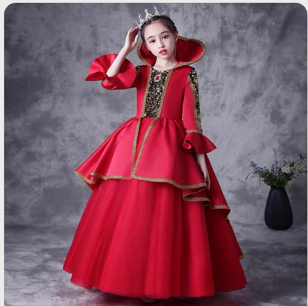 Children's Halloween costume ;Girls long-sleeved Snow White Dress